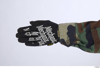 Weston Good Seal Gunner 2 gloves hand 0005.jpg